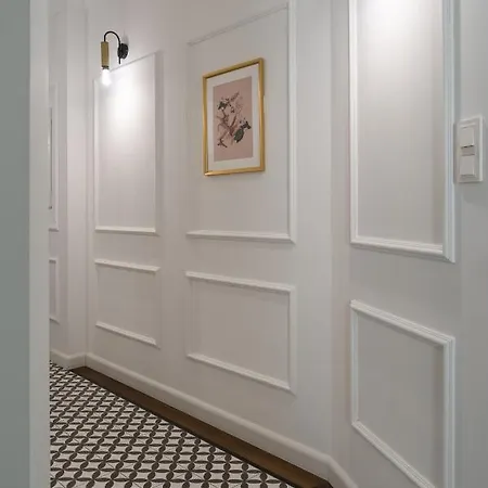 Concierge Kamionek דירה